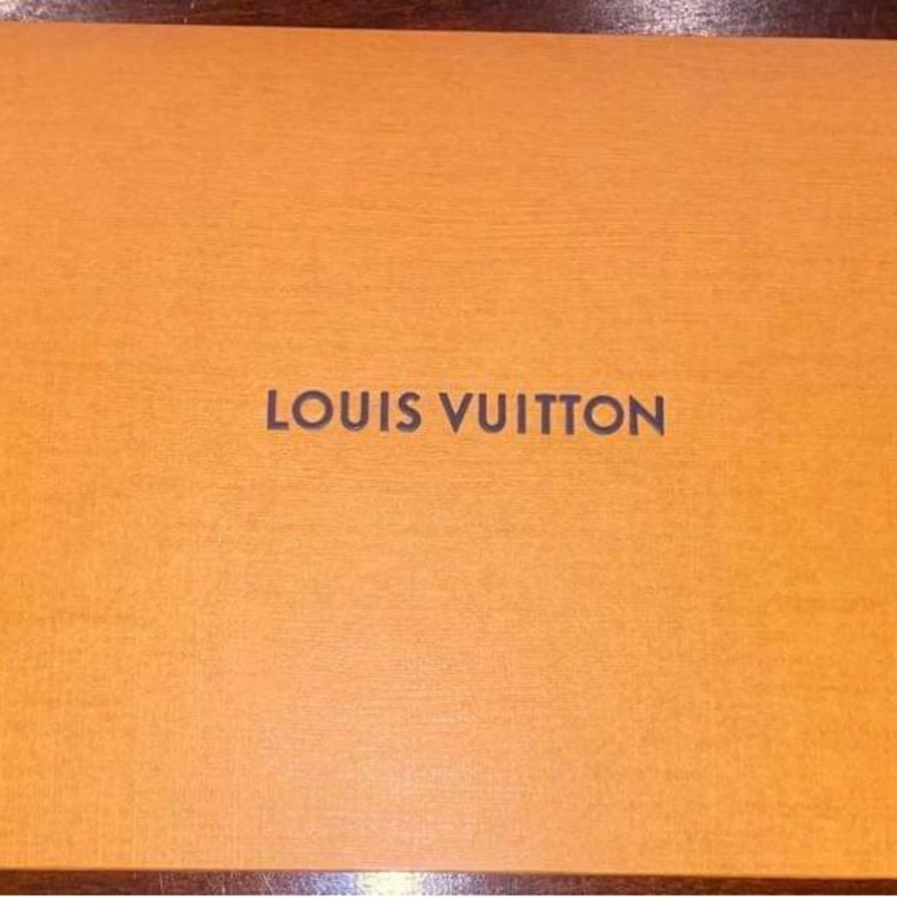 Authentic Louis Vuitton Adele Monogram Fuchsia Lo… - image 3